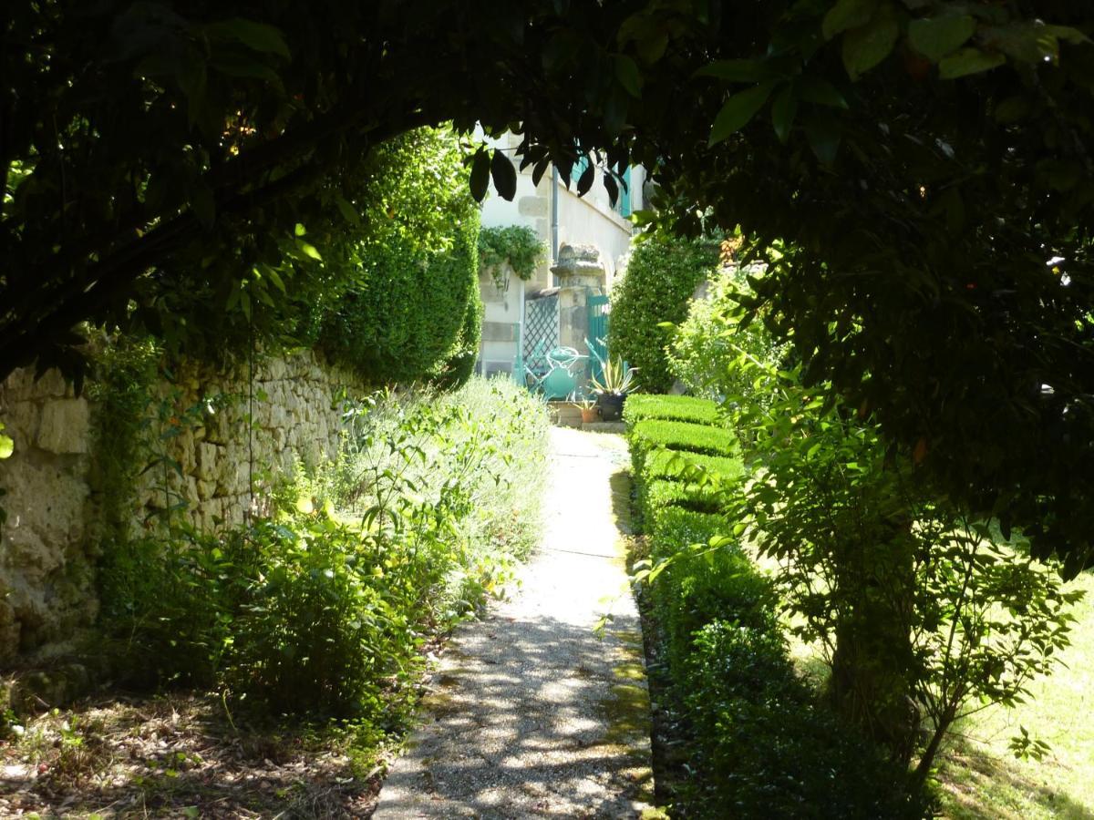 Beaux Chenes Bed and Breakfast Nérac Buitenkant foto