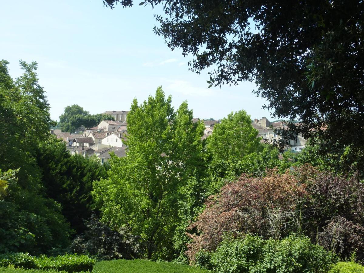 Beaux Chenes Bed and Breakfast Nérac Buitenkant foto